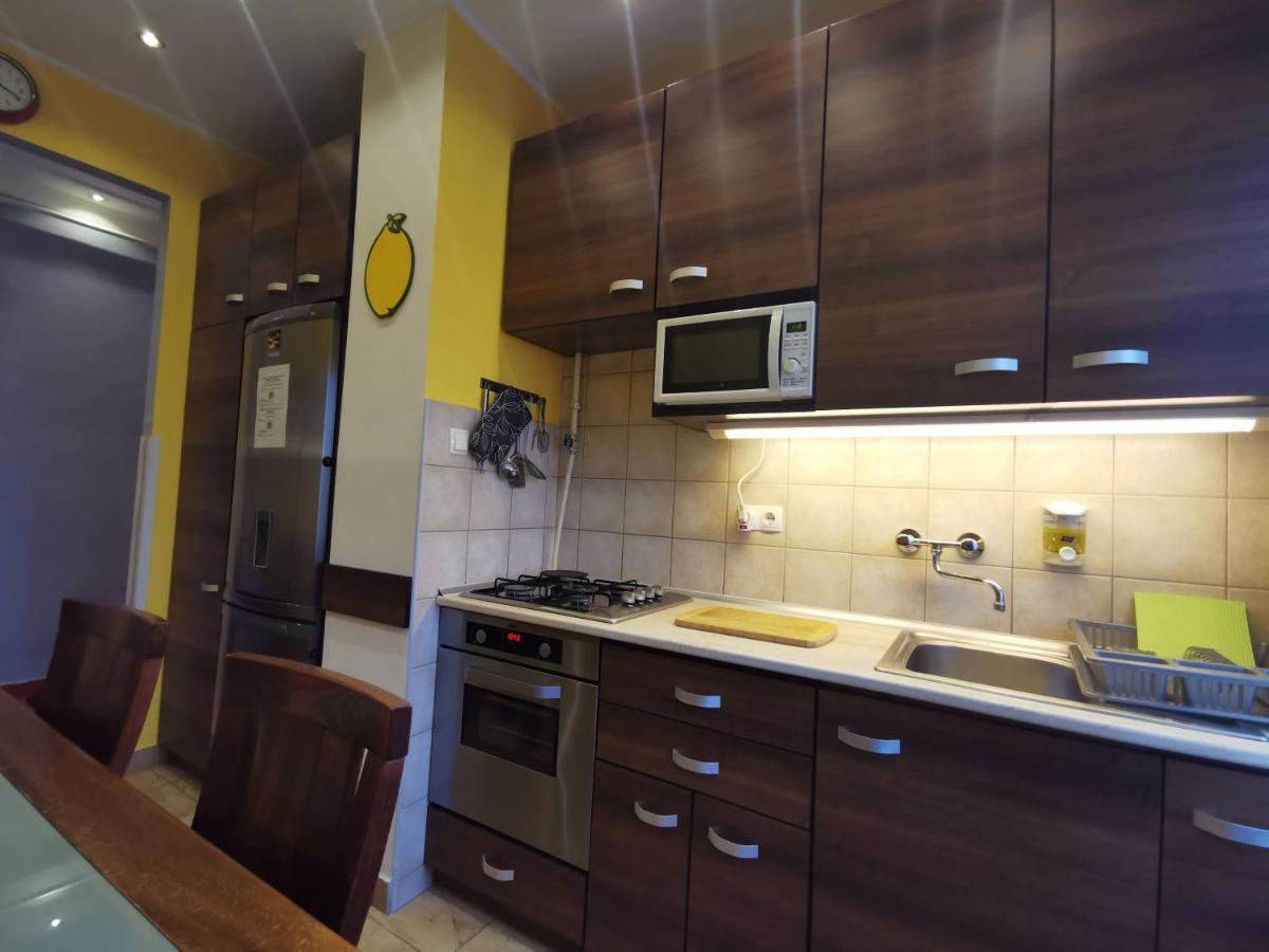 Smart Business Apartman Мисколк Екстериор снимка